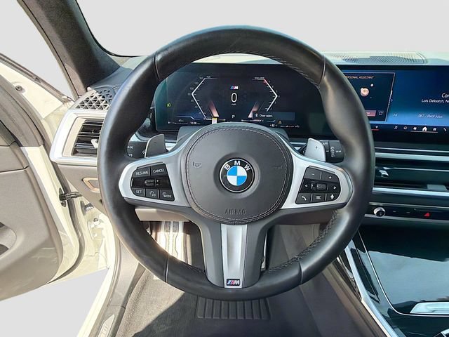 Used 2024 Alpine White BMW xDrive40i image 42