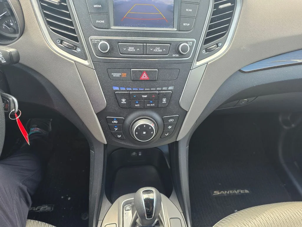 Used 2017 Sparkling Silver Hyundai 2.4 Base image 16