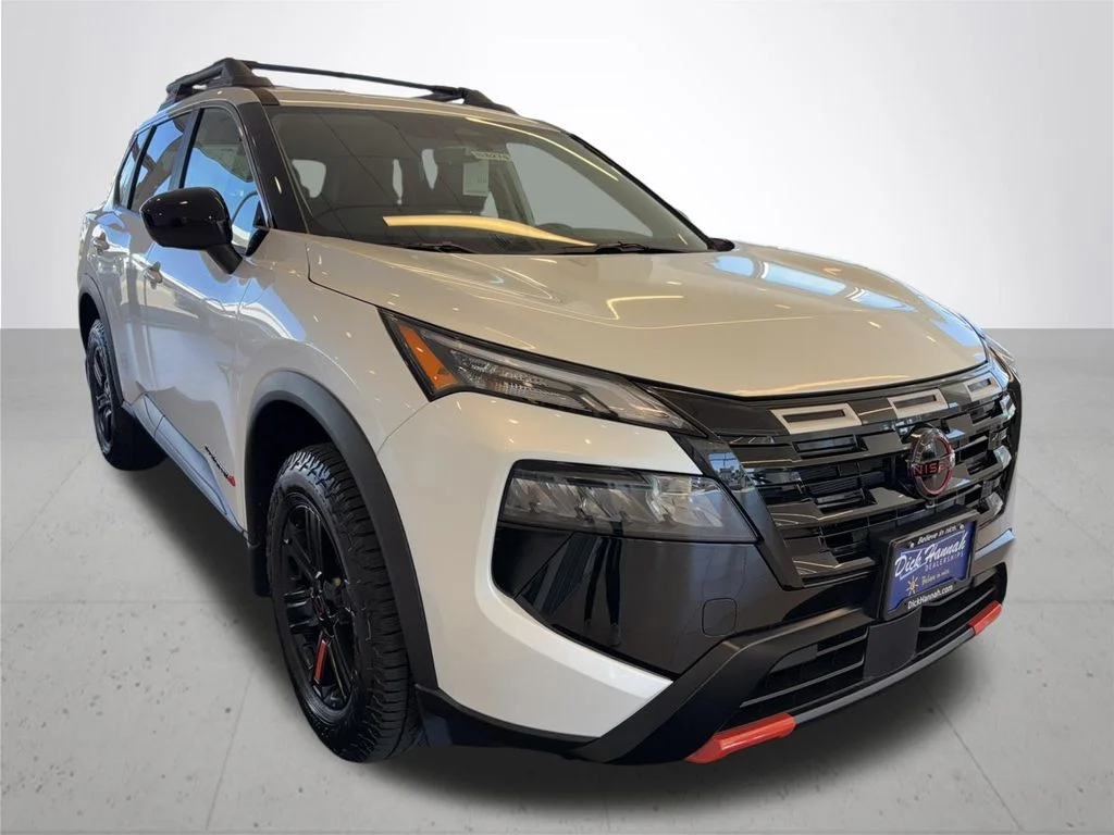 New 2026 Everest White Pearl TriCoat Nissan Rock Creek image 5