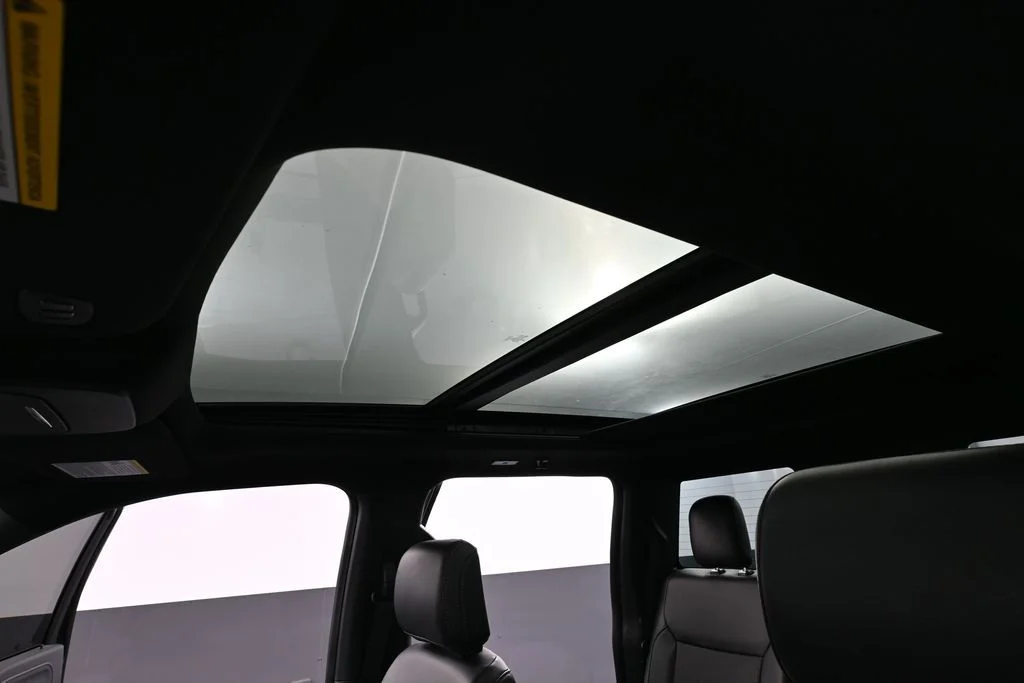 Used 2024 Black Ford Lariat image 27