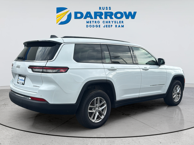 Used 2025 White Jeep Laredo image 5