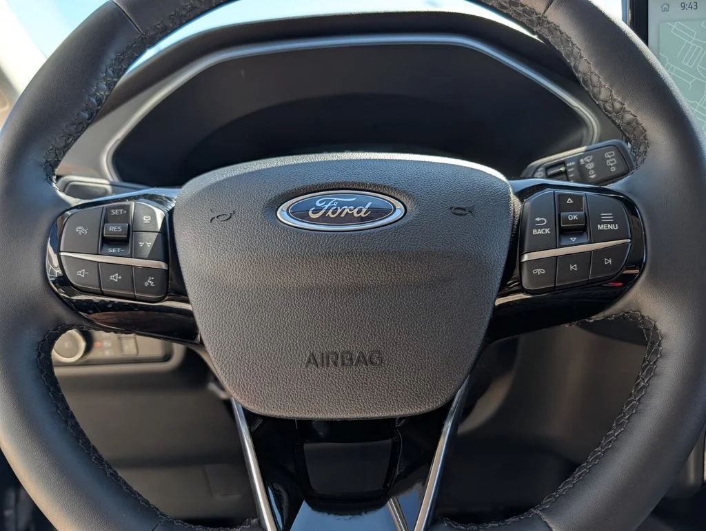 Used 2023 Black Ford Base image 19