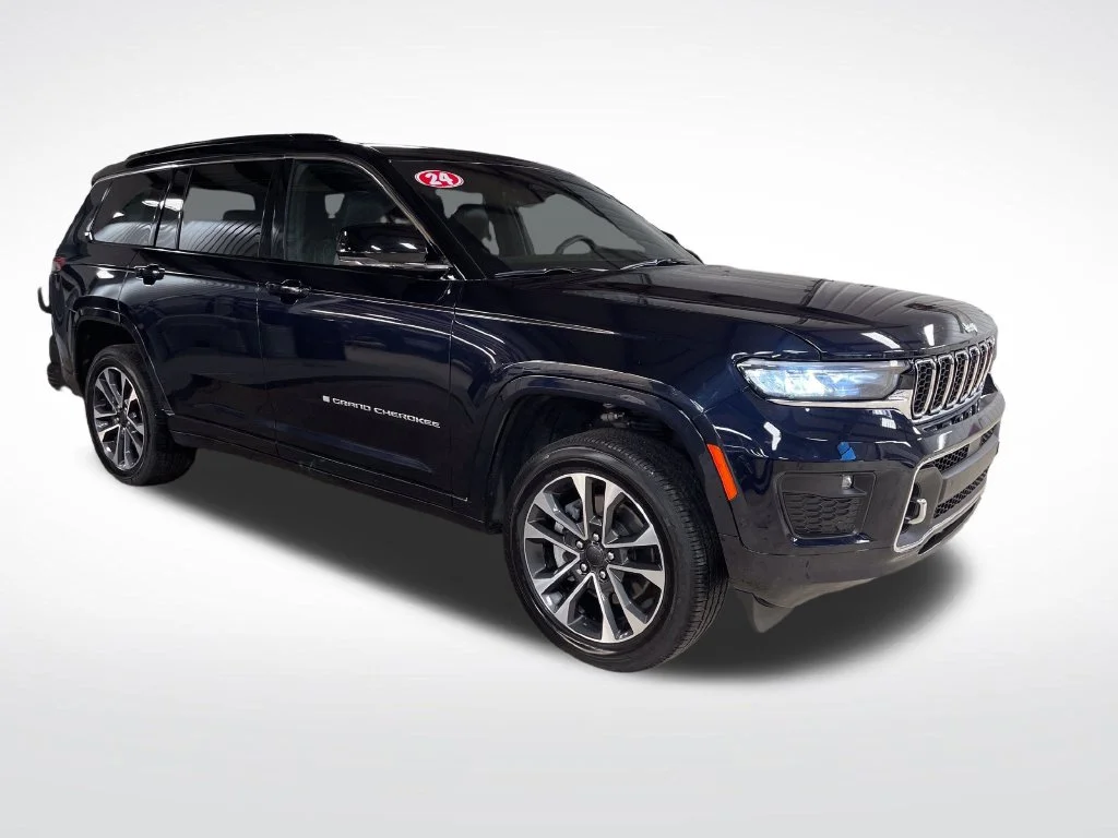 Certified Used 2024 Black Jeep Overland image 8