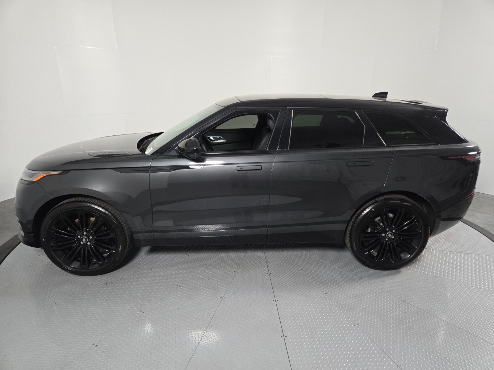 2026 Land Rover Range Rover Velar Dynamic SE - Photo 35