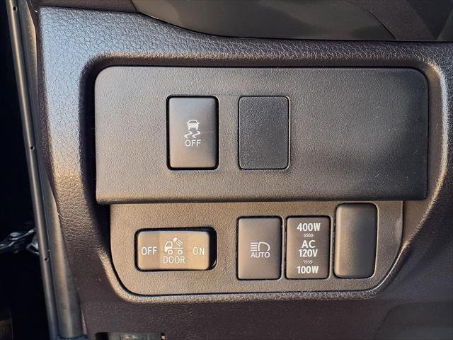 Certified Used 2023 BLACK Toyota  image 23