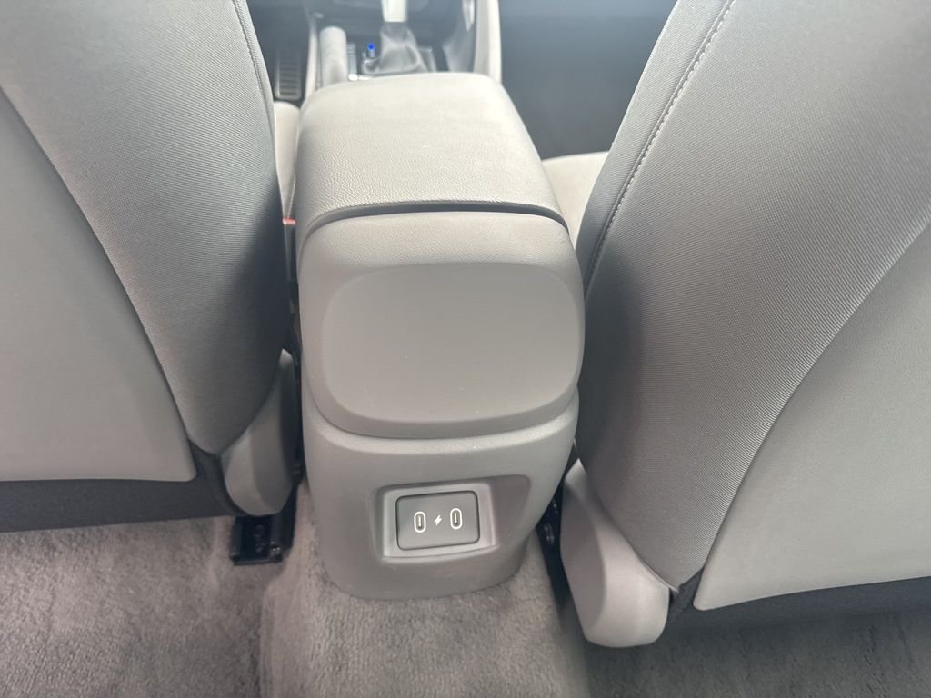 2025 Hyundai Elantra SEL - Photo 29
