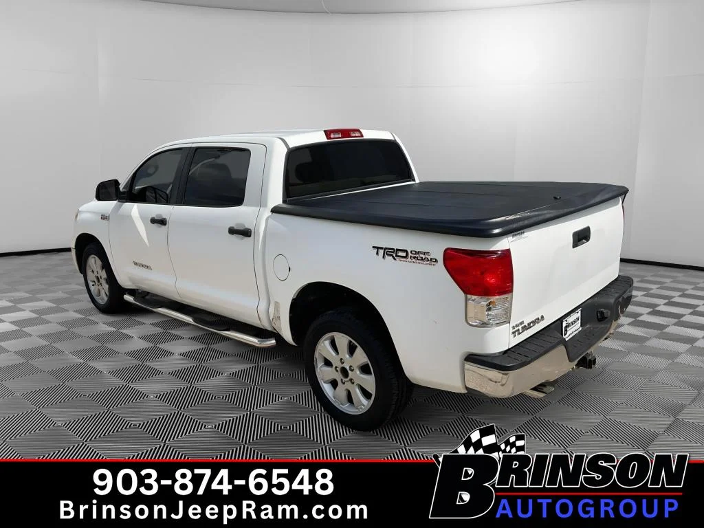 Used 2010 Super White Toyota Grade 5.7L V8 (A6) image 5