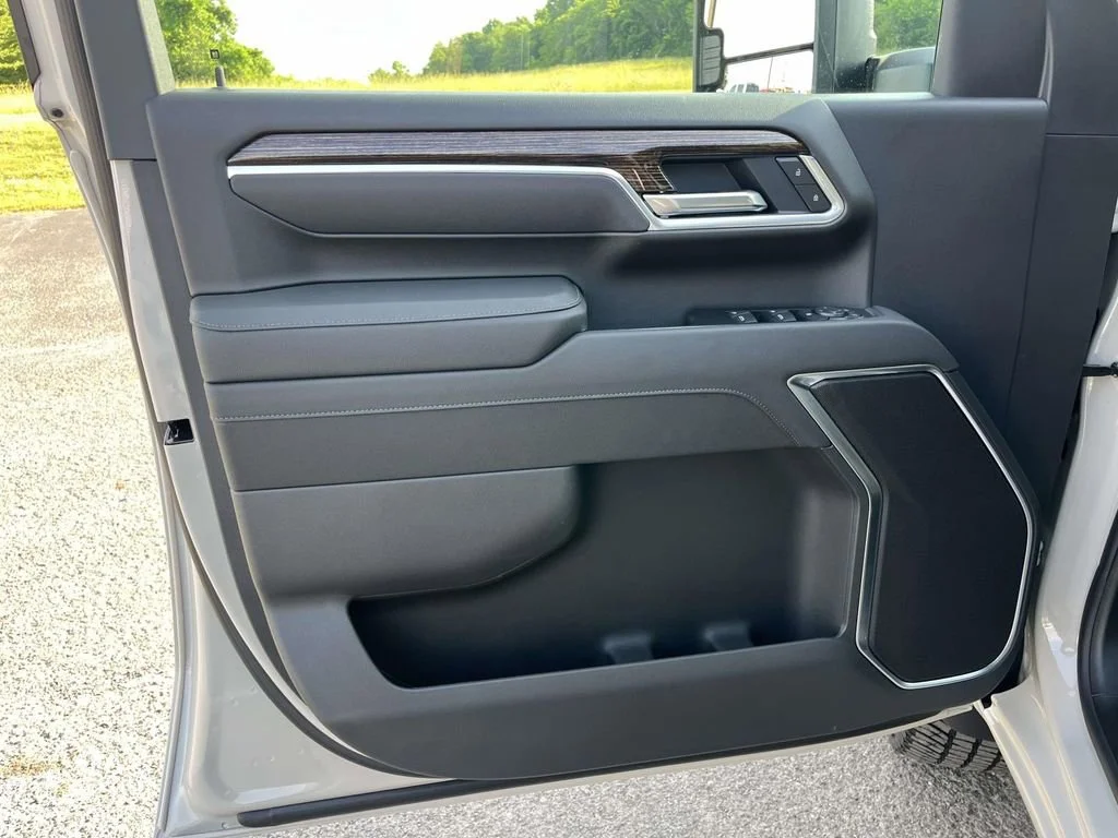 New 2026 Coastal Dune GMC SLE image 13
