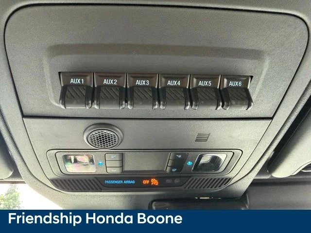 Used 2025 Beige Ford Badlands image 32