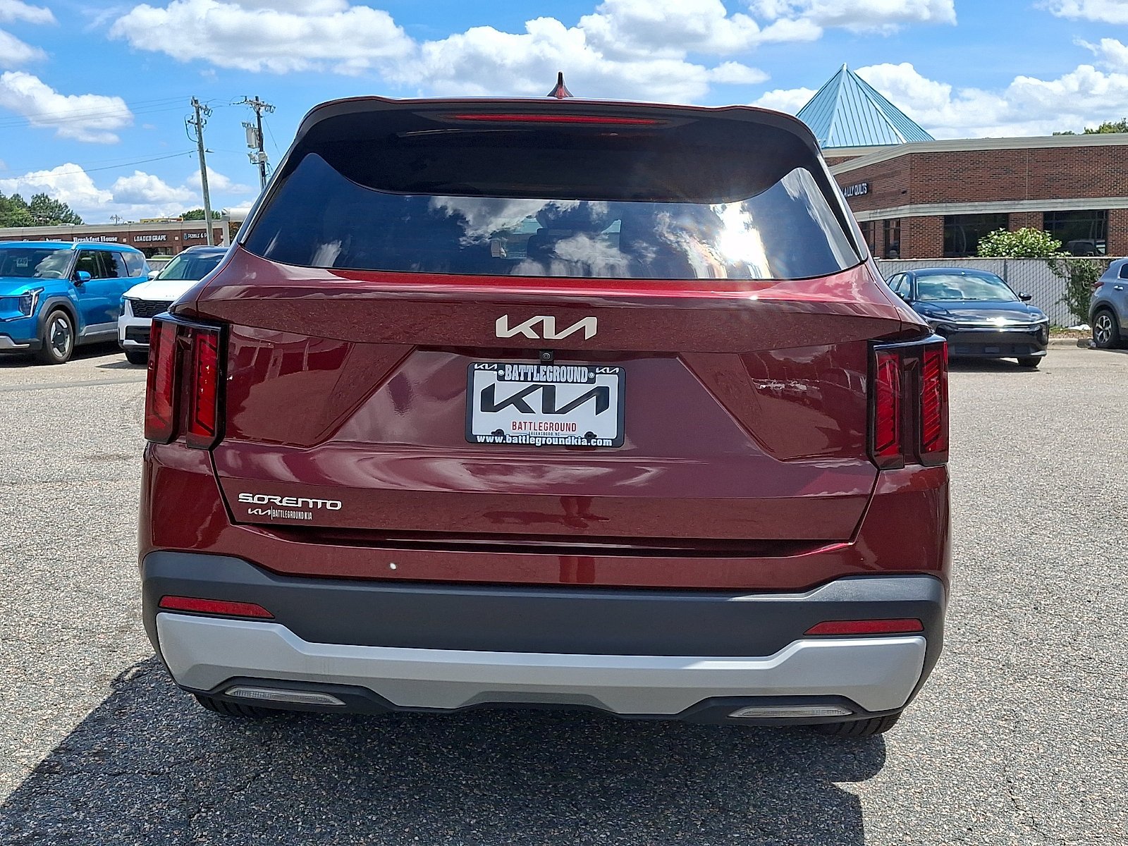 Used 2024 Dawning Red Kia LX image 5