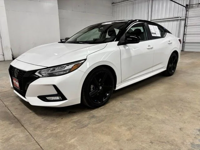 Used 2023 White Nissan SR image 3