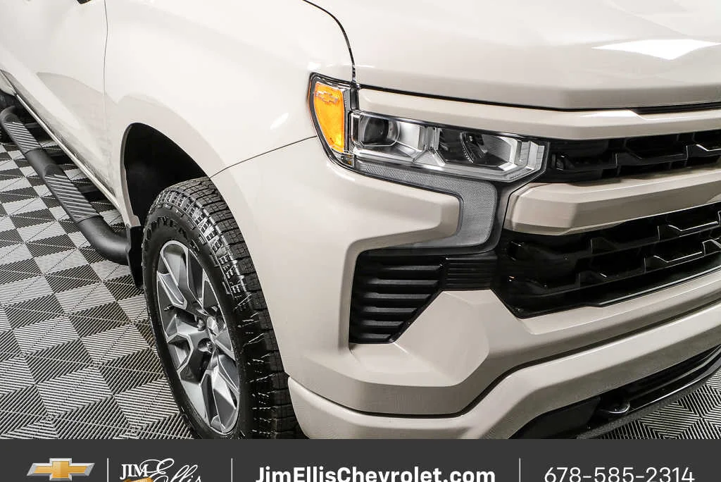 New 2026 White Sands Chevrolet RST image 34