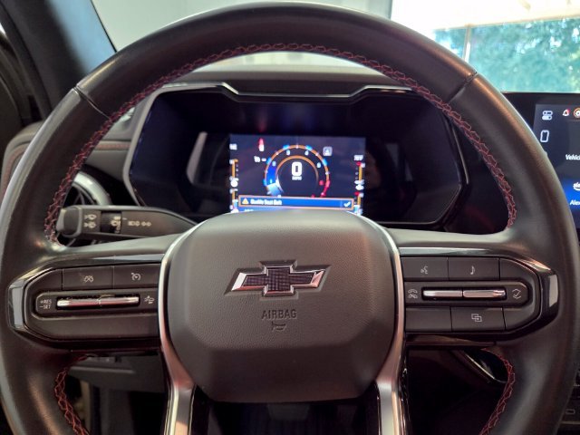 Used 2023  Chevrolet Z71 image 24