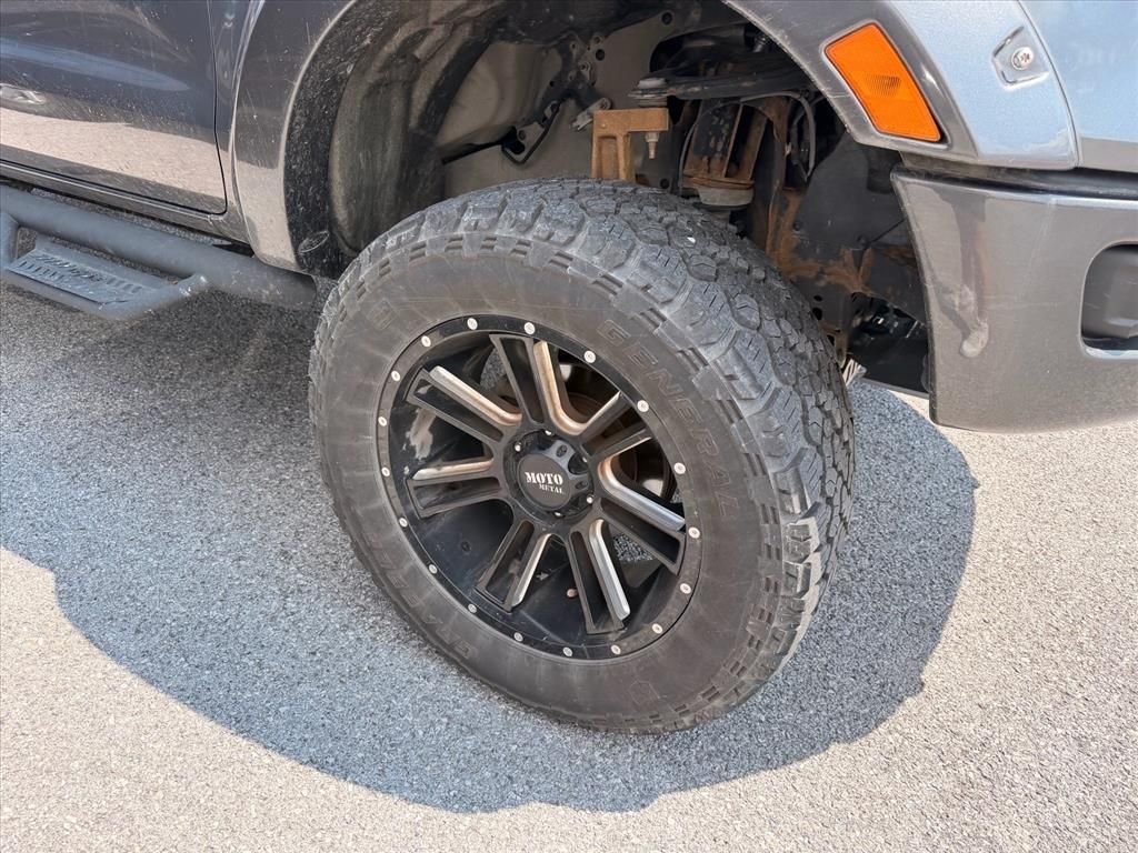 Used 2019 Gray Ford Lariat image 9