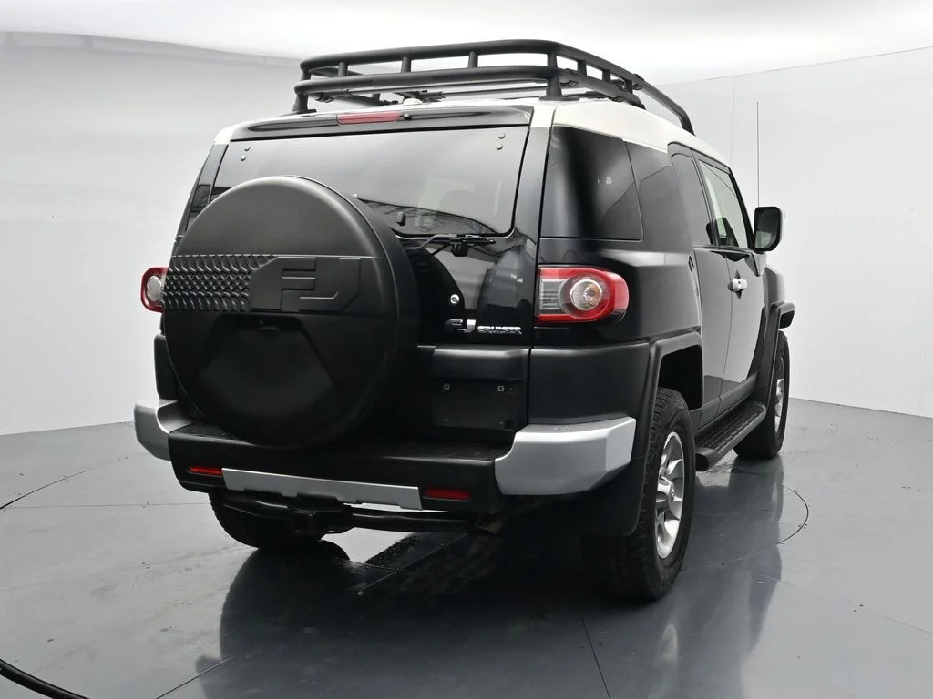 Used 2013 Black Toyota Base image 5