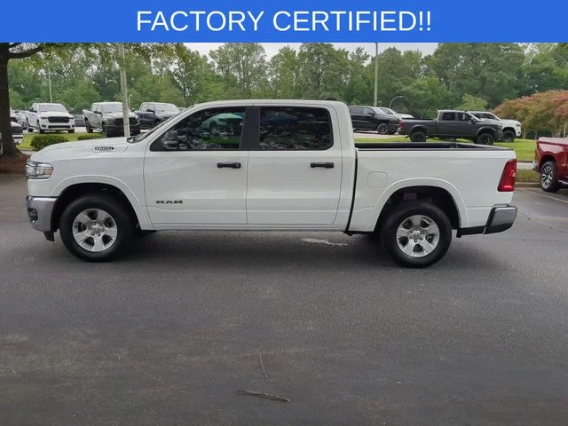 Used 2025 White Ram Big Horn/Lone Star image 2