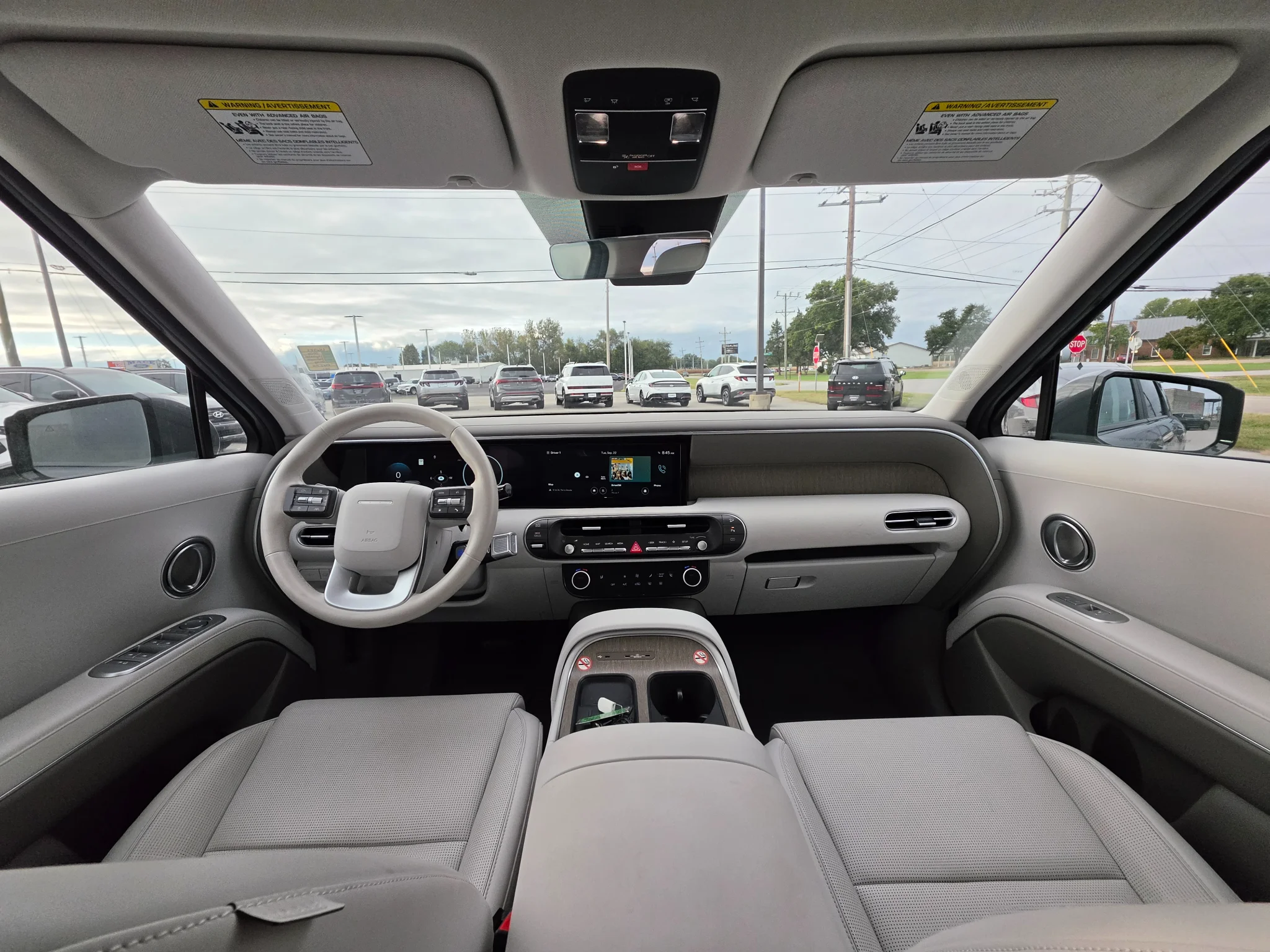 Used 2026 Ecotronic Gray Pearl Hyundai SEL 7P image 10