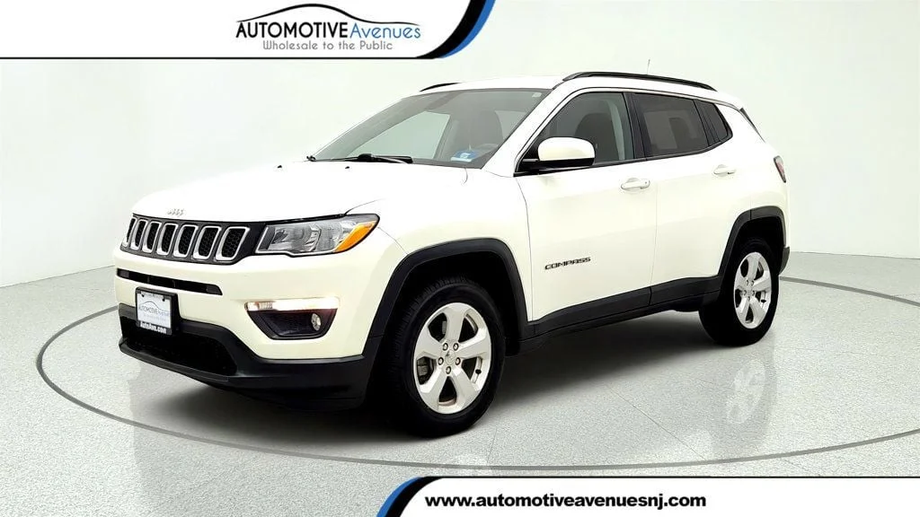 Used 2020 White Clearcoat Jeep Latitude 4x4 w/ Popular Equipment & Cold Weather Groups image 1