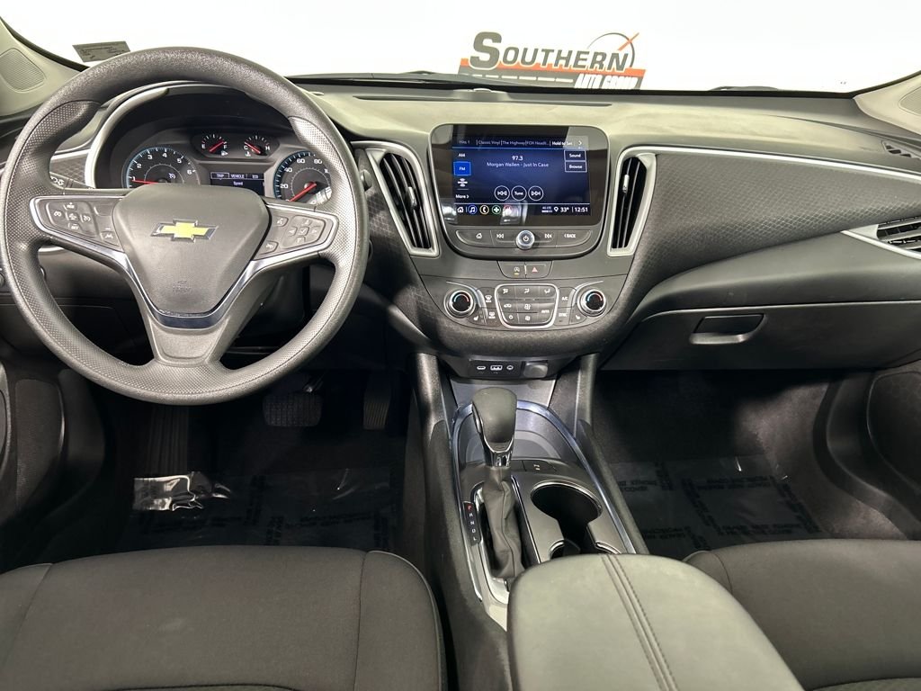 Used 2025 Gray Chevrolet LT image 18
