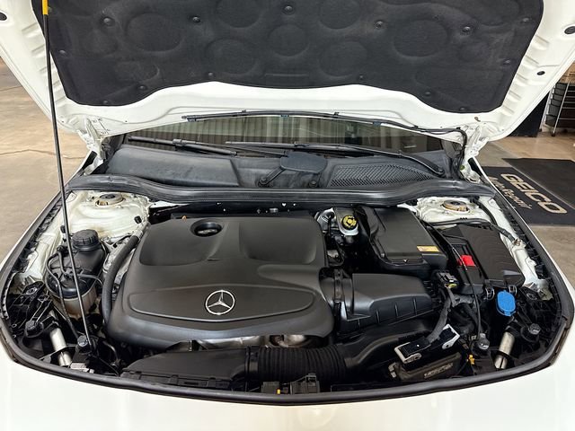 Used 2016 Cirrus White Mercedes-Benz CLA 250 image 28