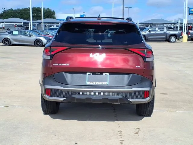 Used 2024 Red Kia X-Line image 5