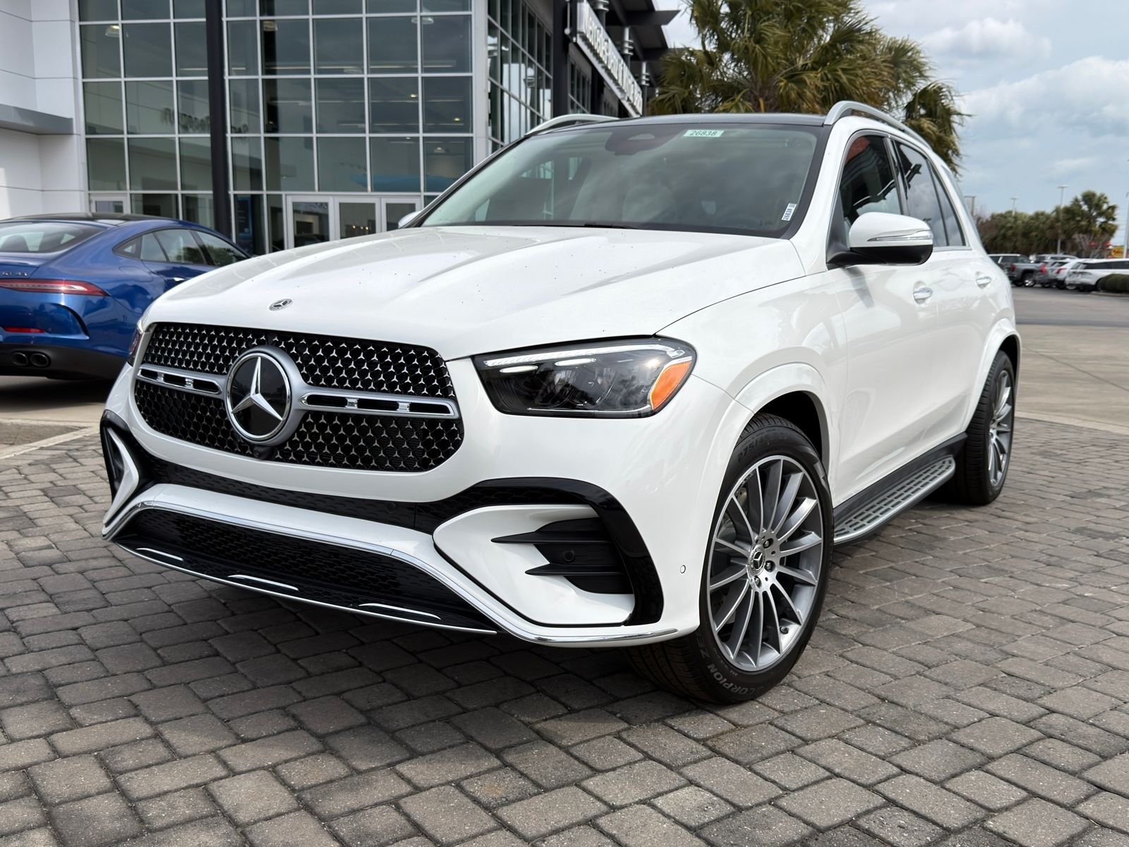 New 2026 Polar White Mercedes-Benz GLE 450 image 1
