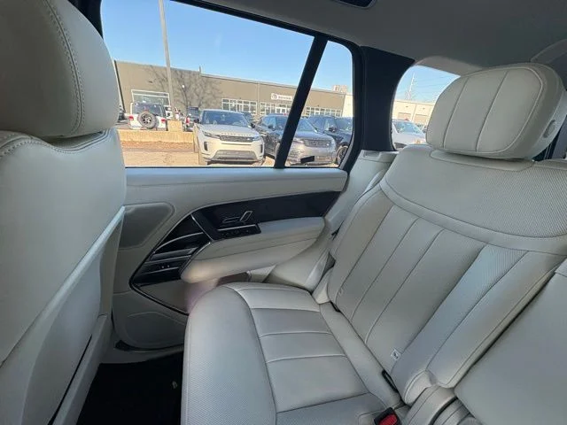 Certified Used 2025 White Land Rover SE image 34