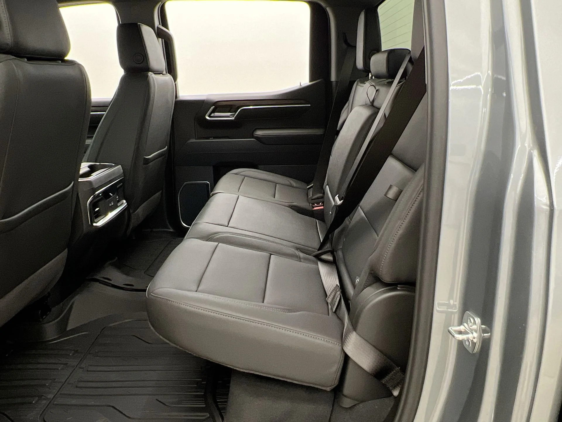 New 2026 Sterling Metallic GMC SLT image 77