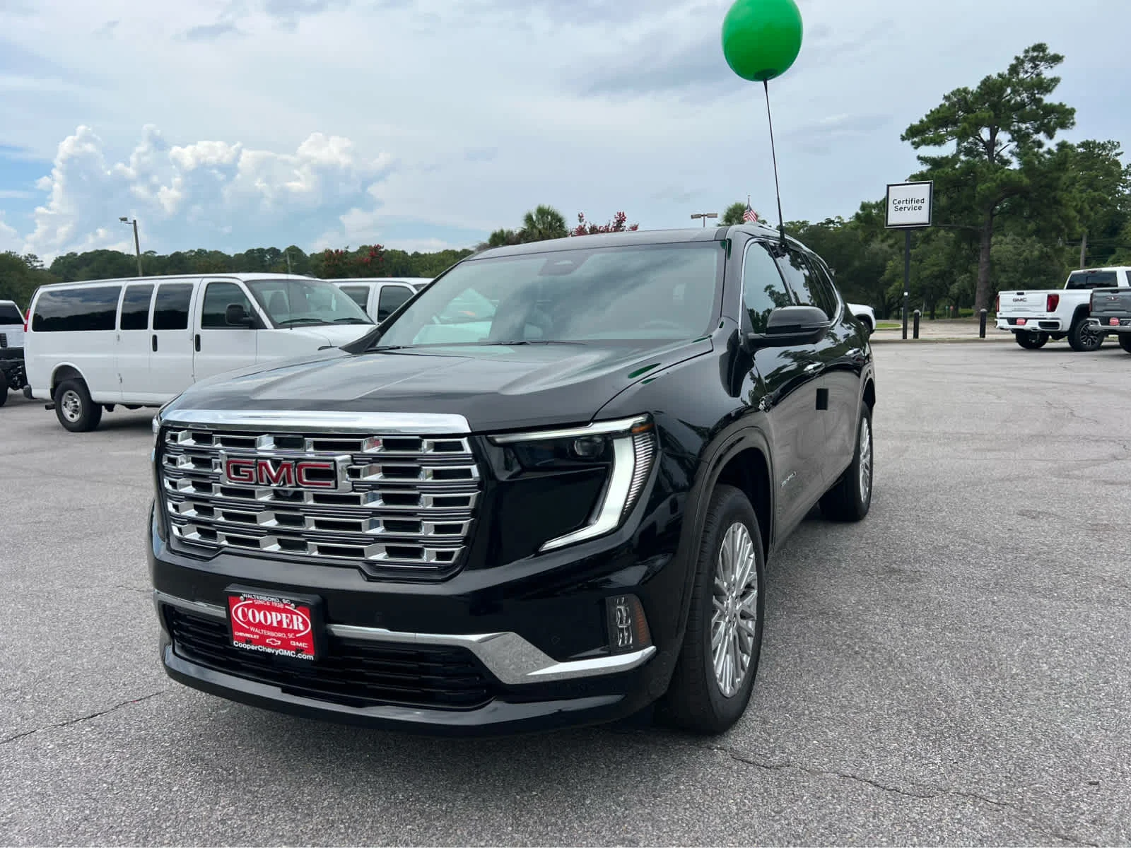 2026 GMC Acadia Denali - Photo 1