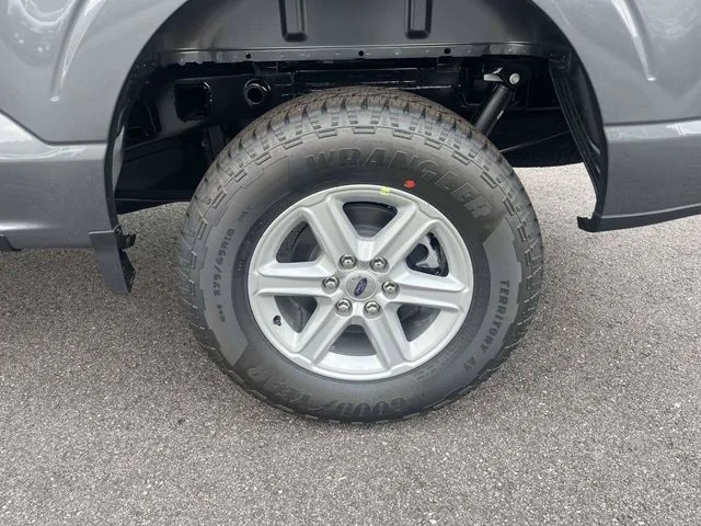 New 2026 Gray Ford XLT image 8