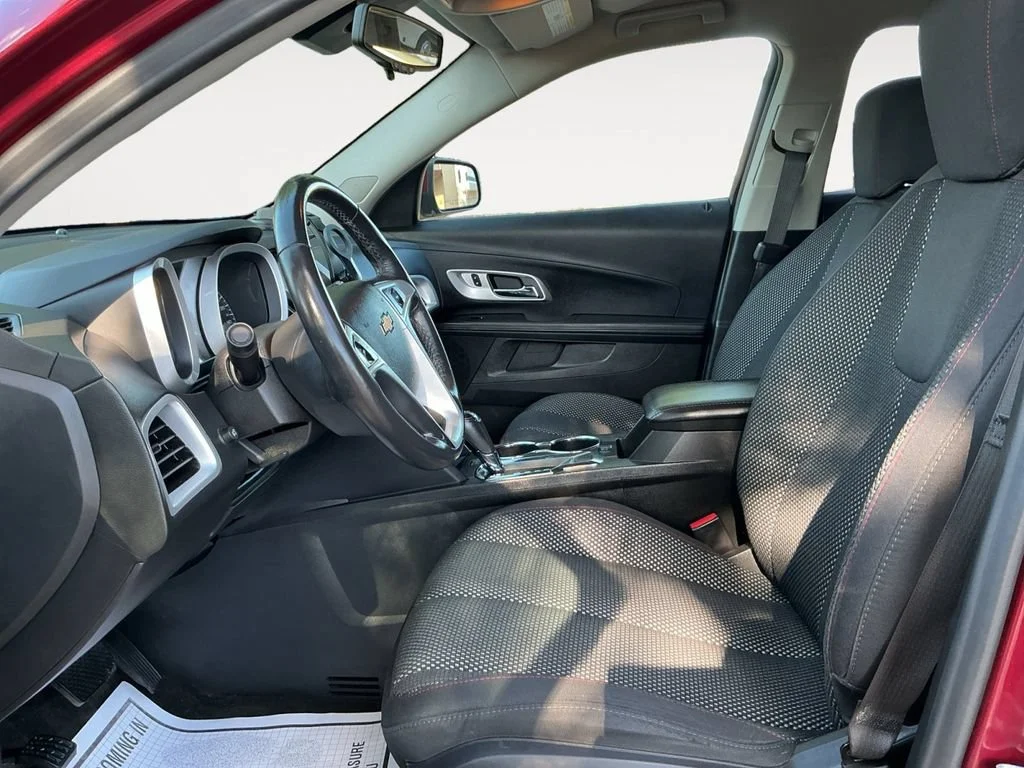 Used 2016 SIREN RED TINTCOAT Chevrolet LT image 11