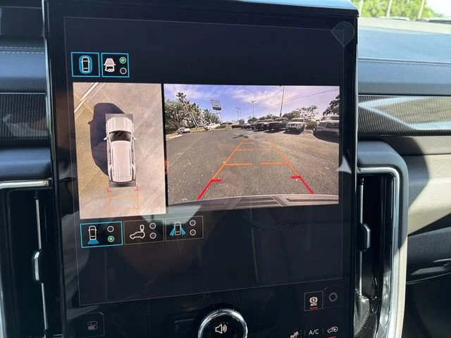 New 2026 Sterling Metallic GMC Elevation image 27