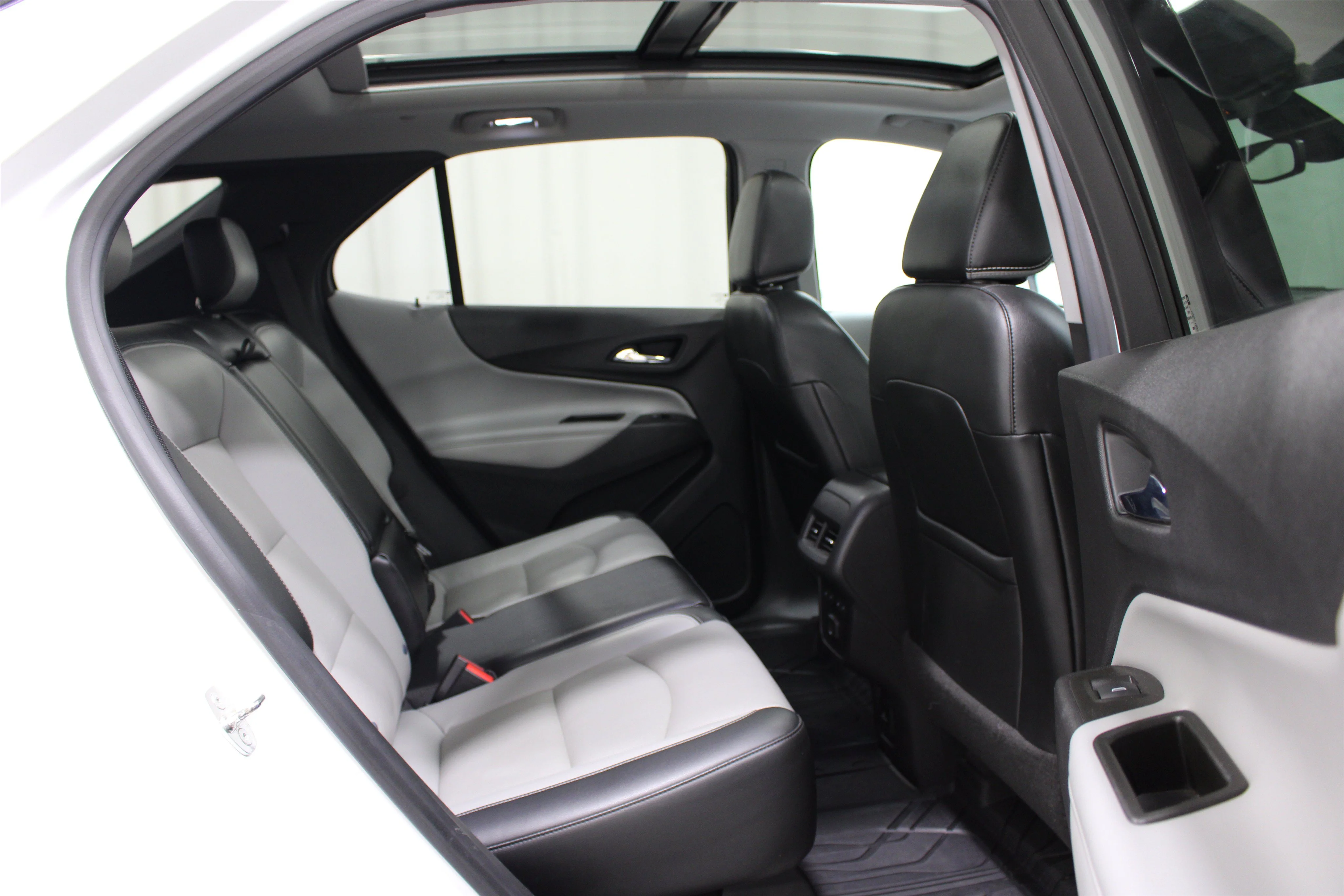 2020 Chevrolet Equinox Premier - Photo 27