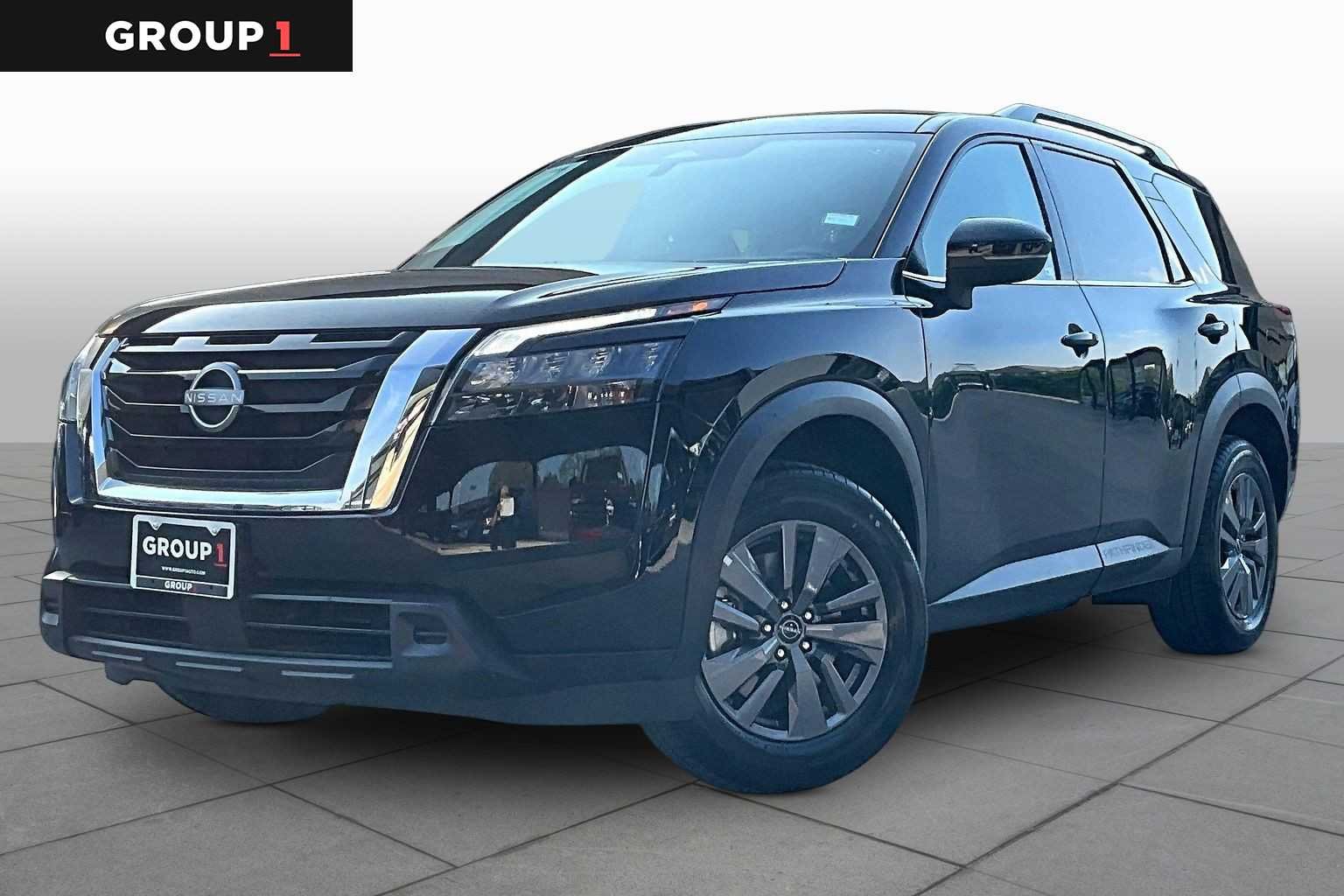 2024 Nissan Pathfinder SV 2WD's photo
