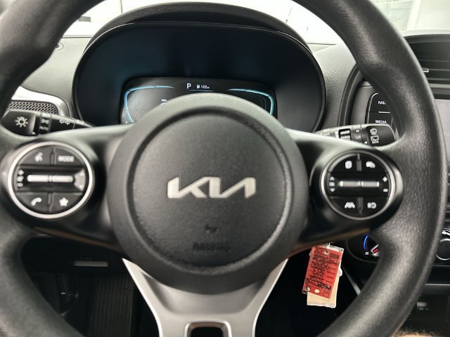 2024 Kia Soul LX - Photo 28