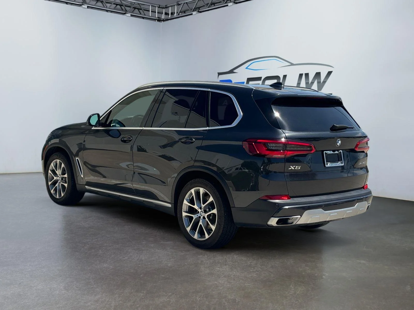 Used 2020 Dark Graphite Metallic BMW xDrive40i image 5