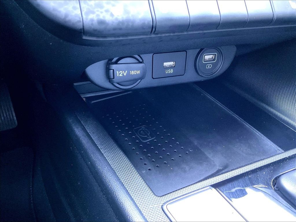 Used 2023 Silver Hyundai SEL image 26