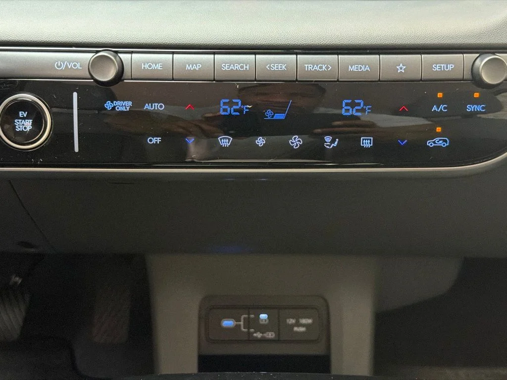 New 2027 Cyber Gray Hyundai SE image 16