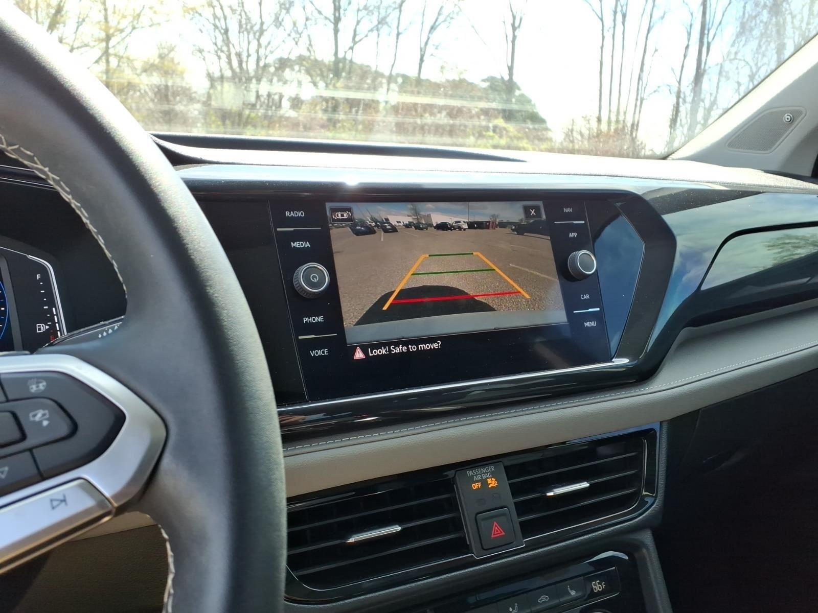 2022 Volkswagen Taos SEL - Photo 27