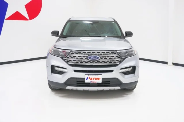 Used 2022 SILVER Ford Limited image 2