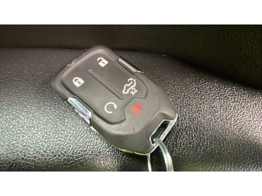 Used 2019 Satin Steel Metallic GMC AT4 image 20