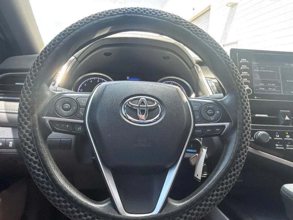 Used 2021 Silver Toyota LE image 18