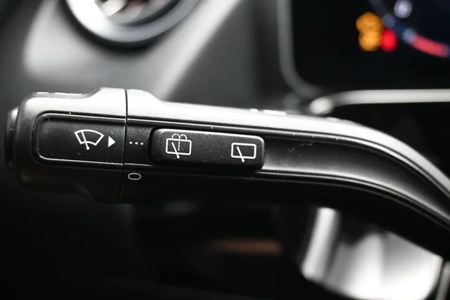 Used 2021 Black Mercedes-Benz GLA 250 image 23
