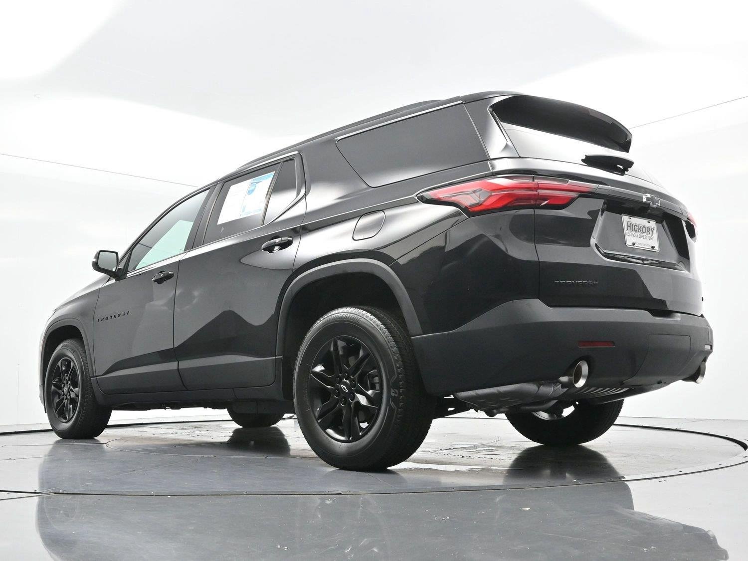 Used 2023 Mosaic Black Metallic Chevrolet LT Cloth image 48