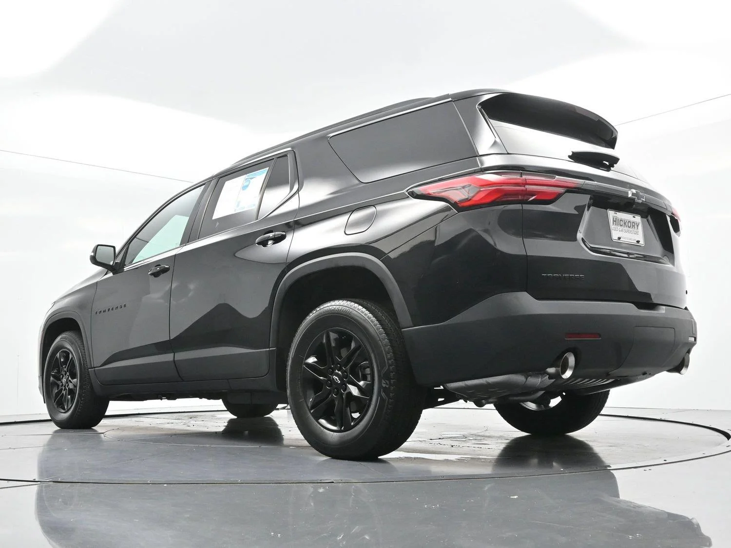 Used 2023 Mosaic Black Metallic Chevrolet LT Cloth image 48