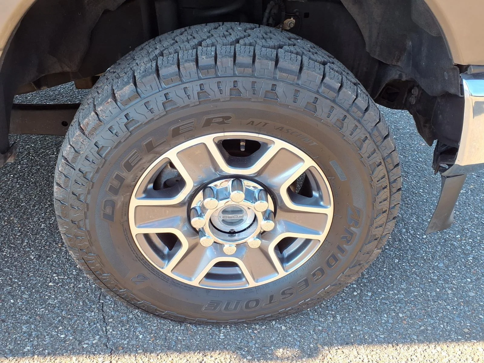 Used 2021 Stone Gray Metallic Ford LARIAT image 14