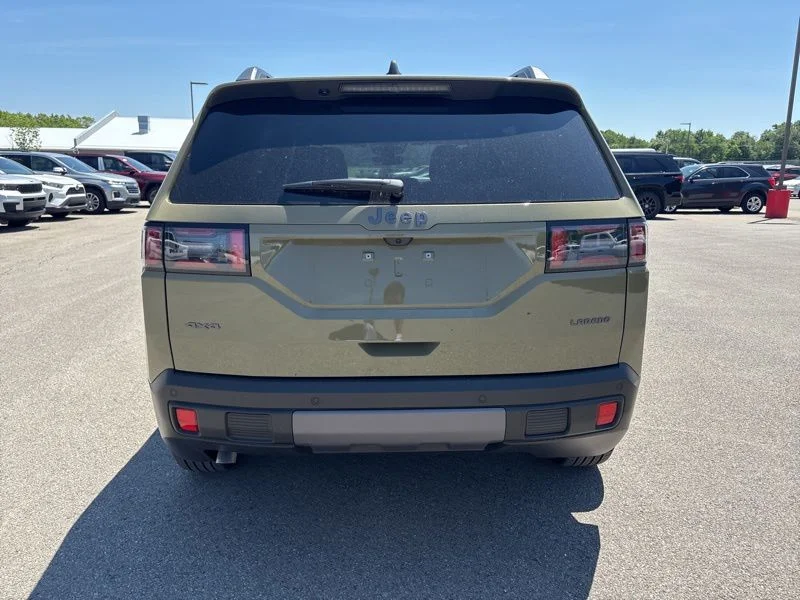 New 2026 41 Exterior Paint Jeep Laredo image 4
