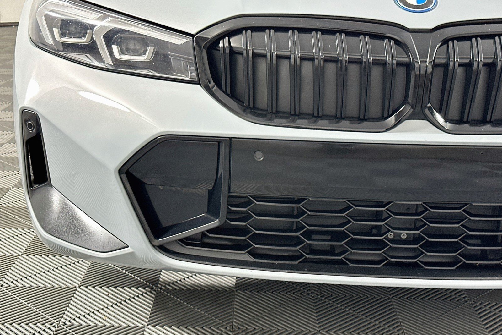 Used 2023 Brooklyn Grey Metallic BMW 330e image 16