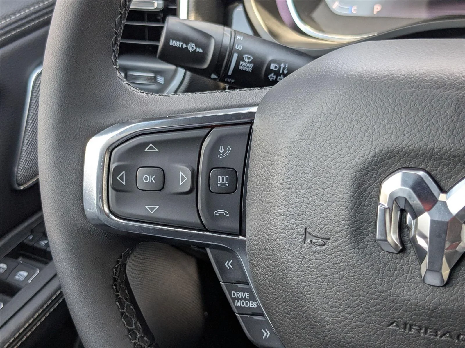 2026 RAM 1500 Laramie - Photo 10