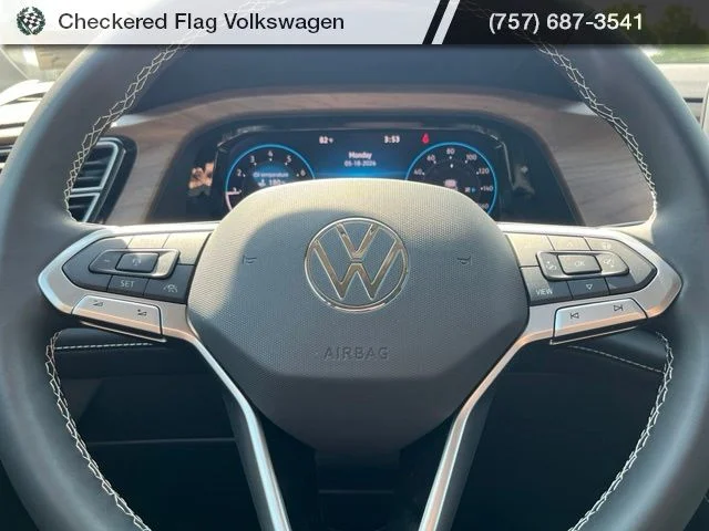New 2026 Green Volkswagen 2.0T SE w/Technology image 36